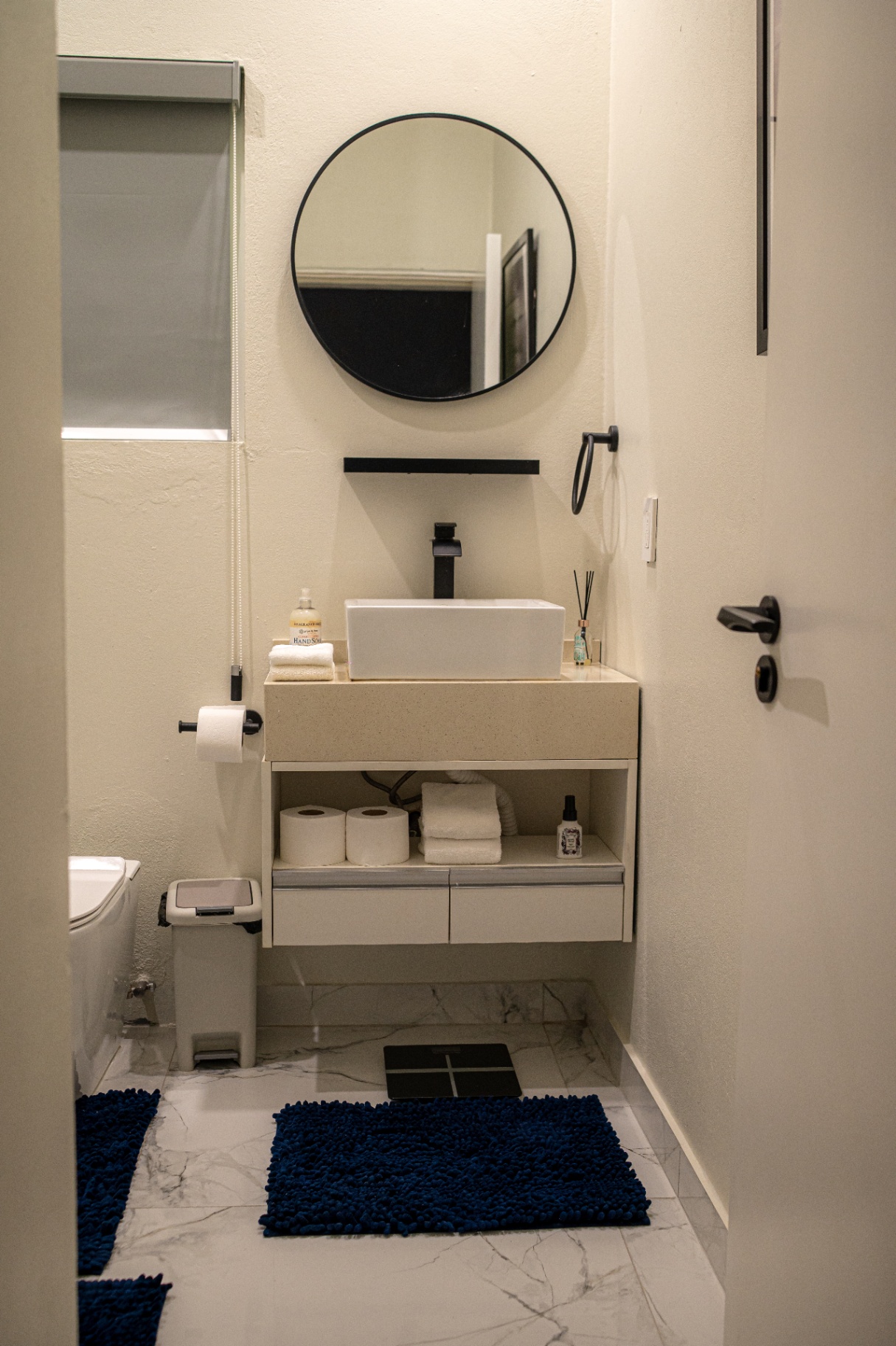 JPA Complex room interior
